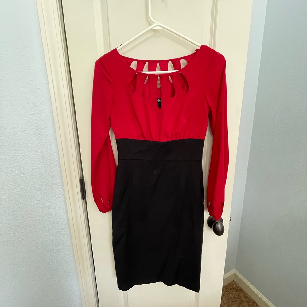 White House Black Market red and back dress